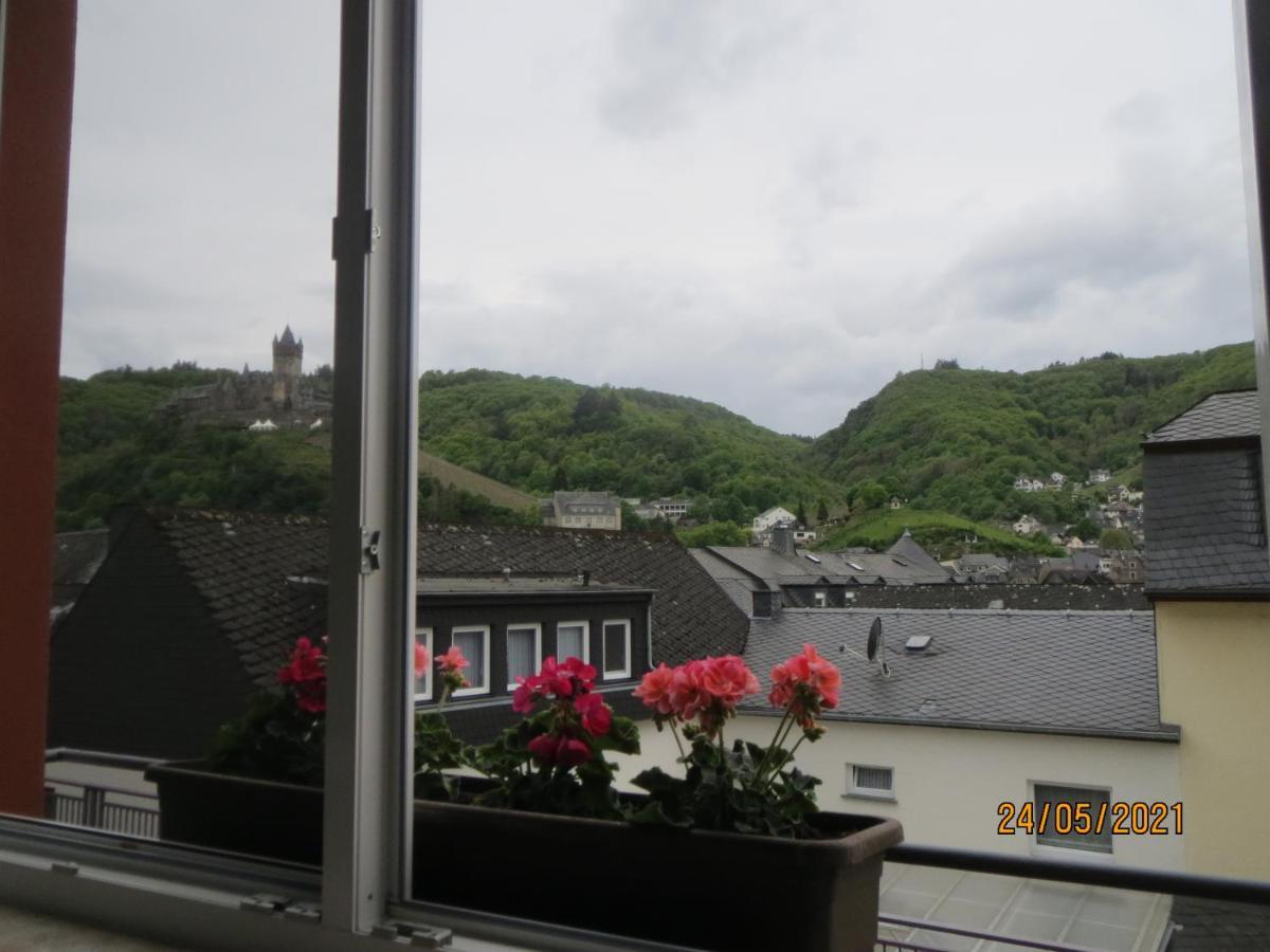 Hotel Und Gaestehaus Gute Quelle Cochem Exterior photo